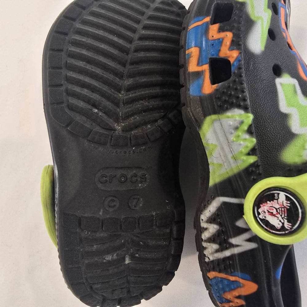 Crocs‎ Kids Classic Clog Lightning Bolt Black Lime Green Size C7 - Picture 11 of 15